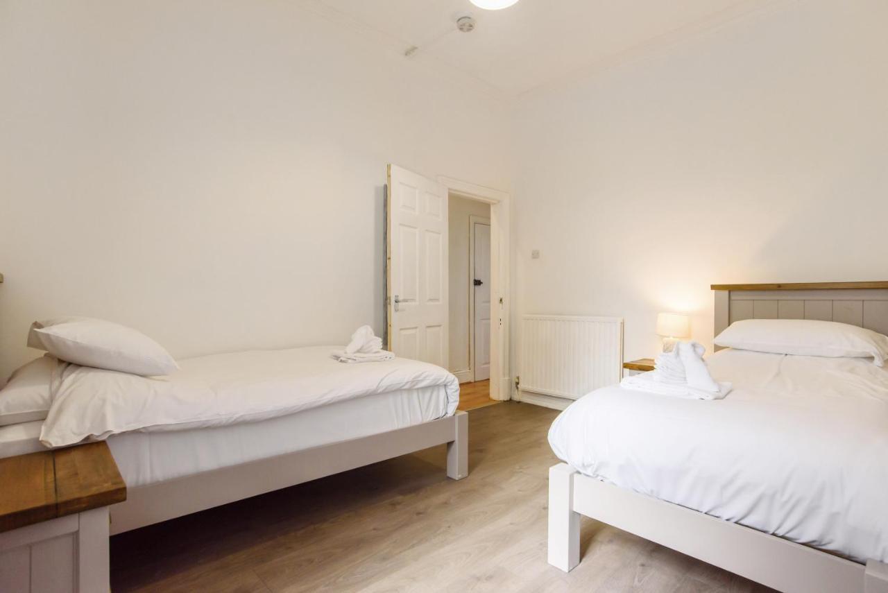 Handpost Lodge Newport  Zewnętrze zdjęcie